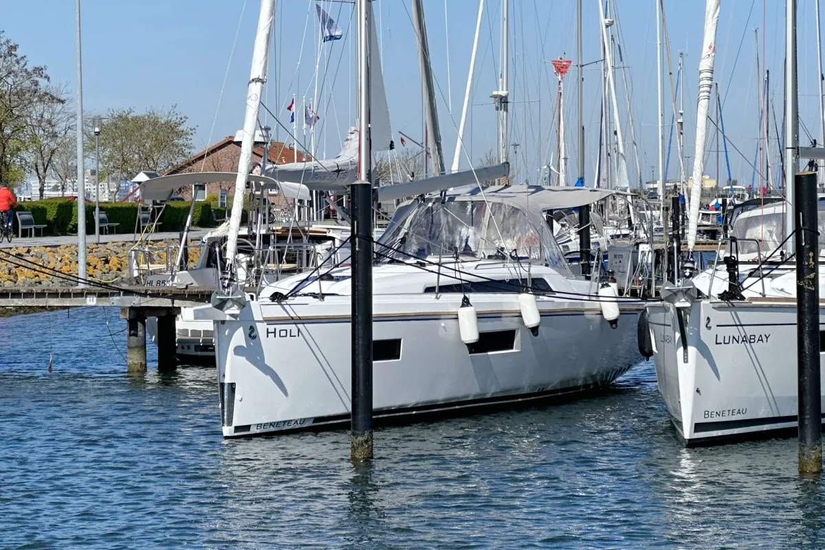 Oceanis 34.1.2 „Holi“