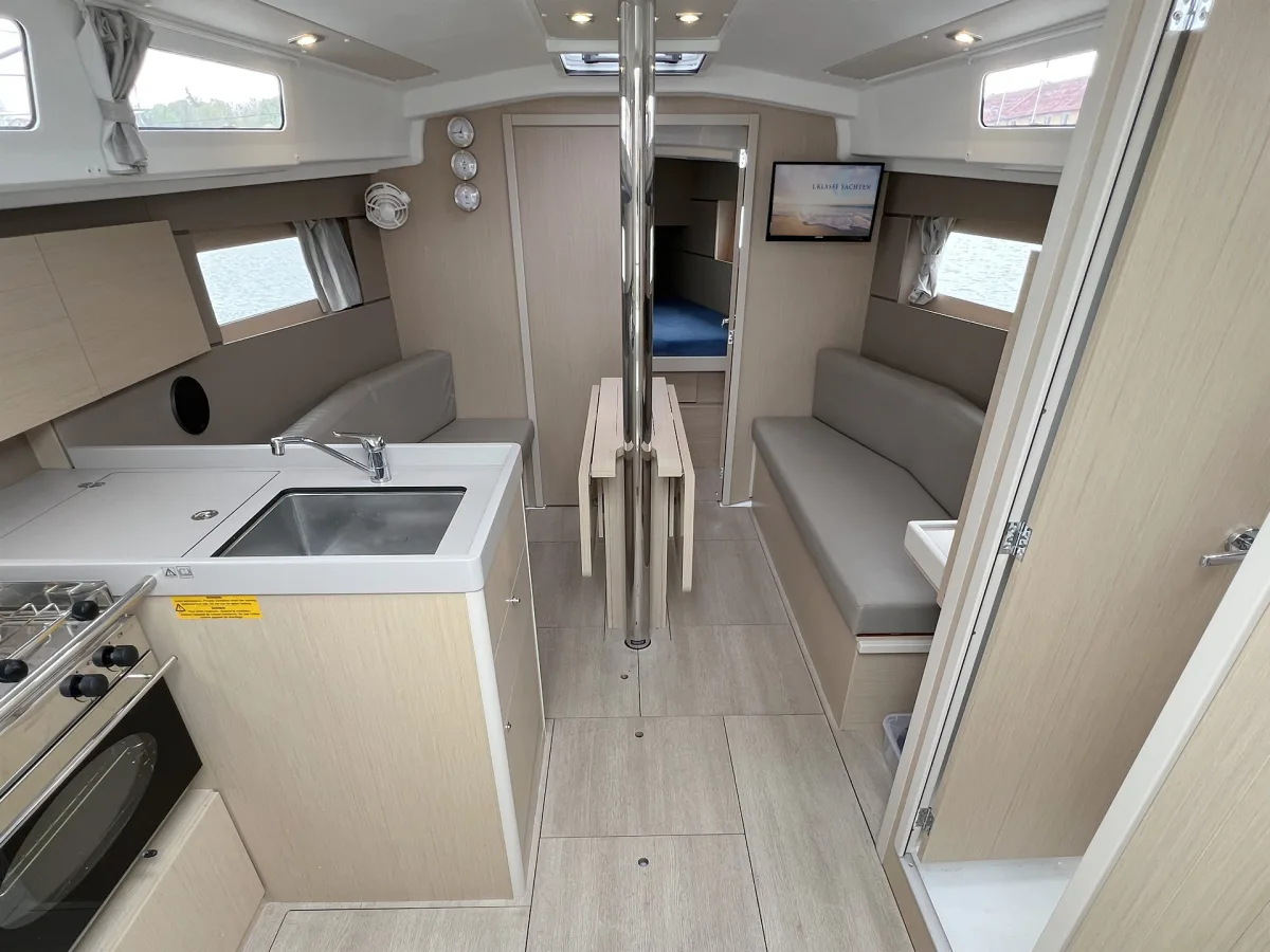 Oceanis 35.1.2 "Thalea"