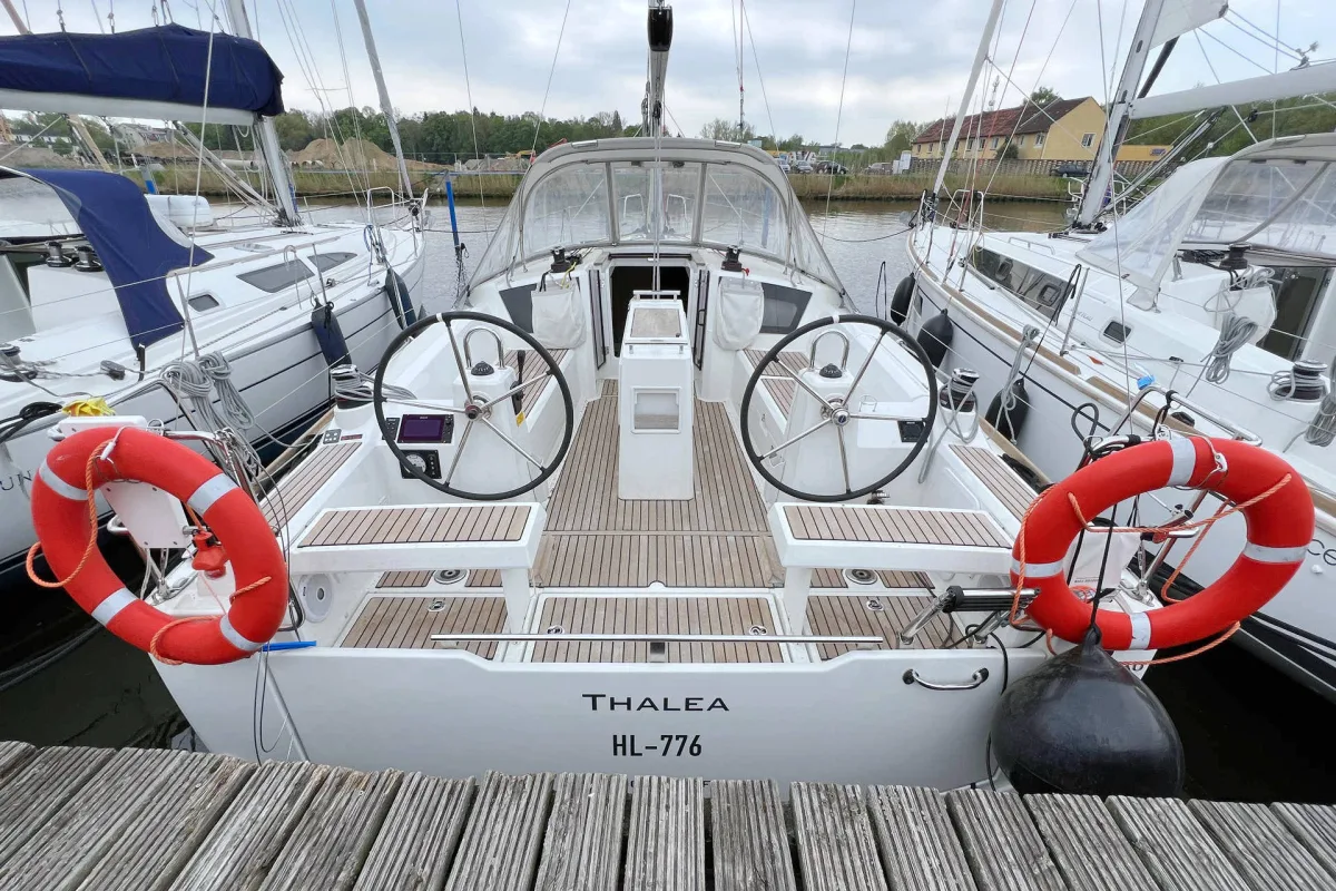 Oceanis 35.1.2 "Thalea"