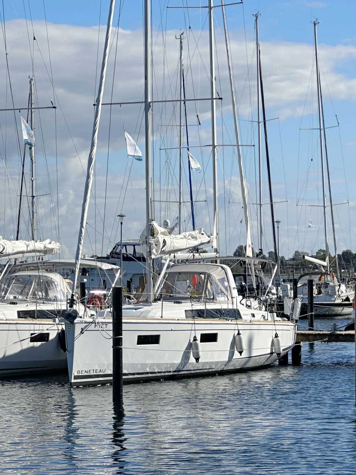 Oceanis 38.1 "Piet"