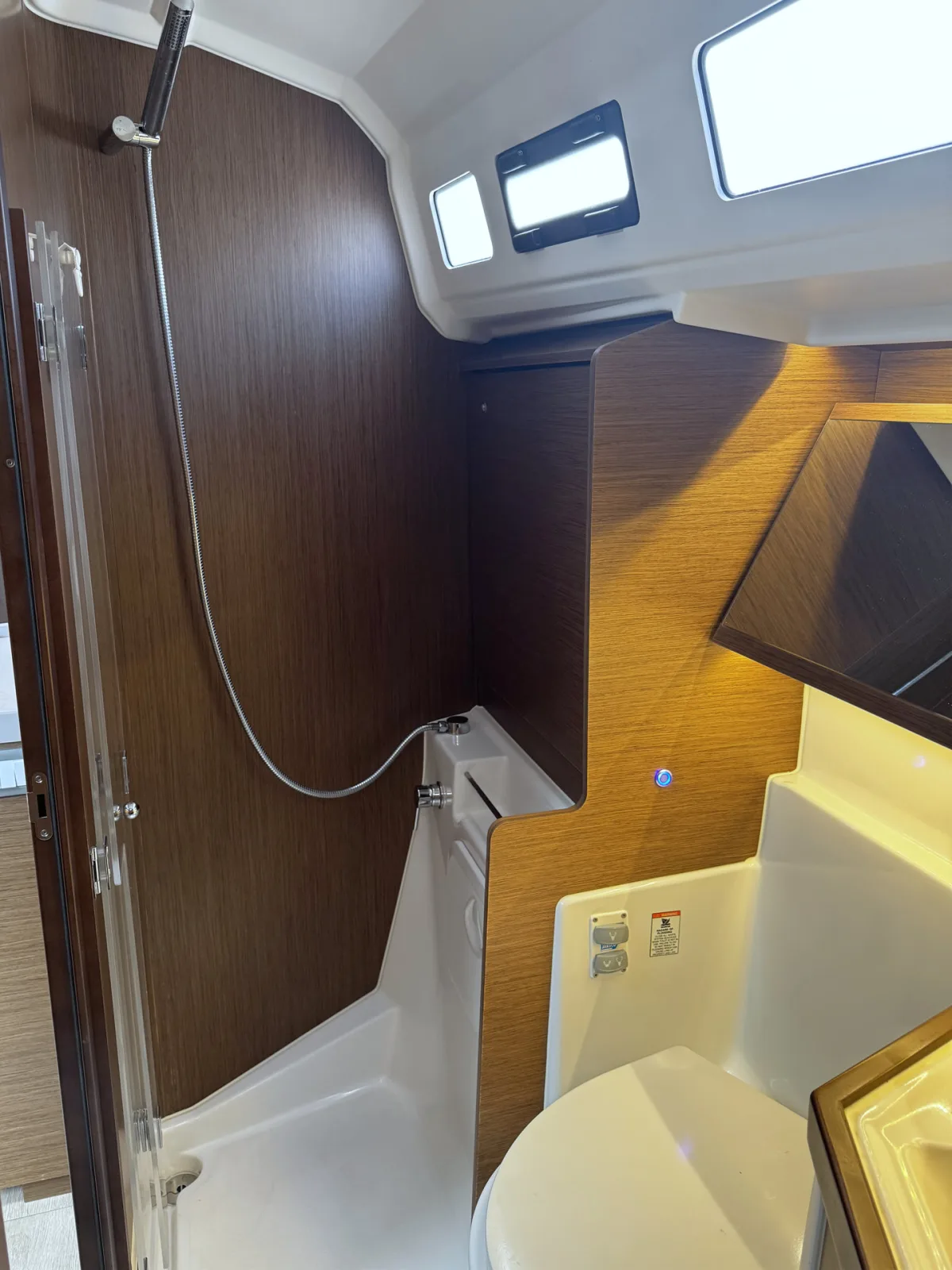 Oceanis 40.1 "Kiki"