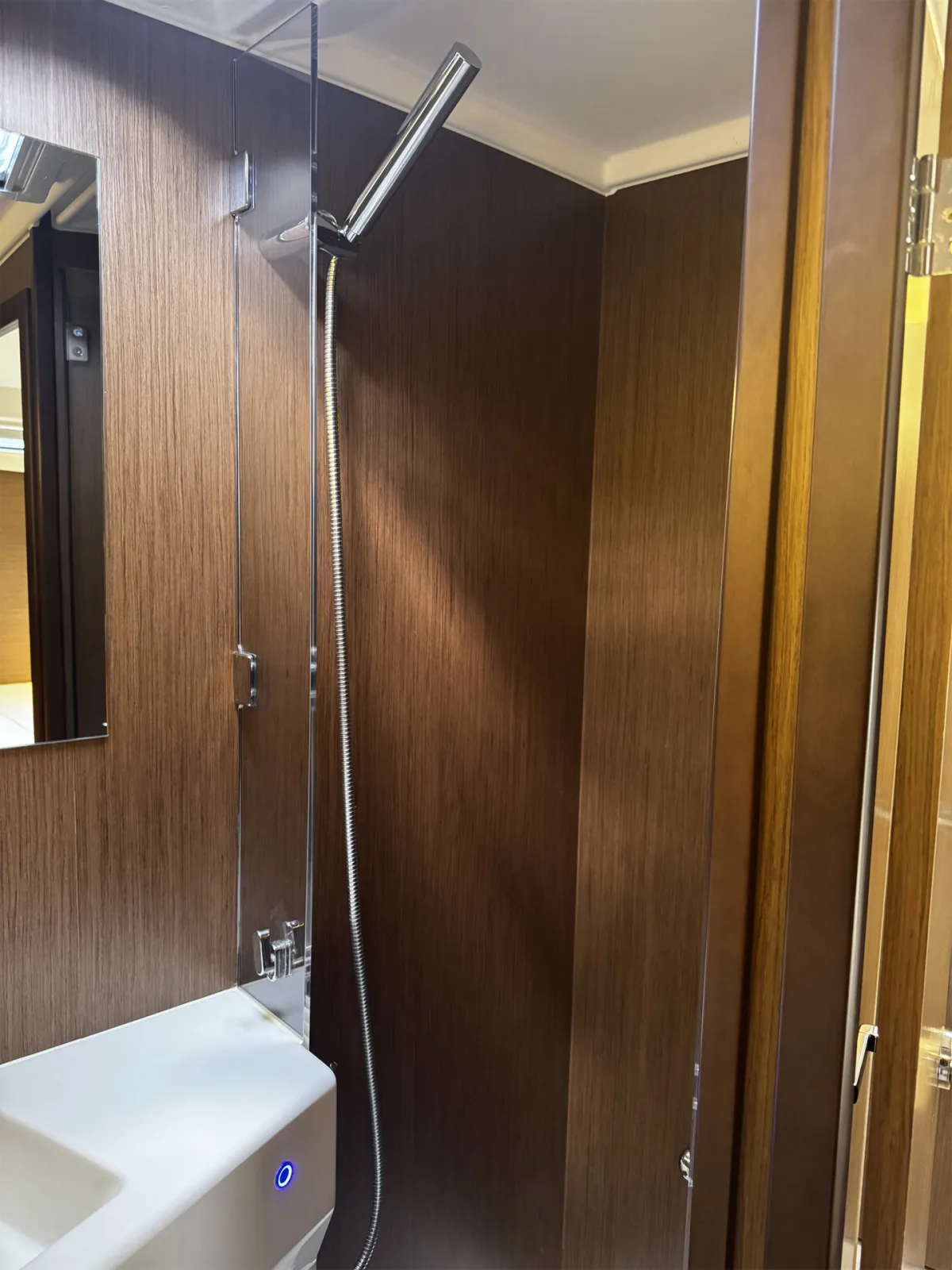 Oceanis 40.1 "Kiki"