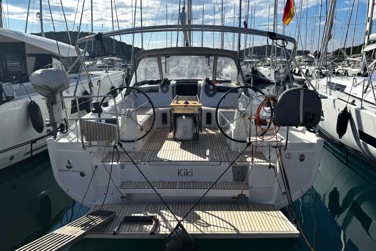 Oceanis 40.1 "Kiki"