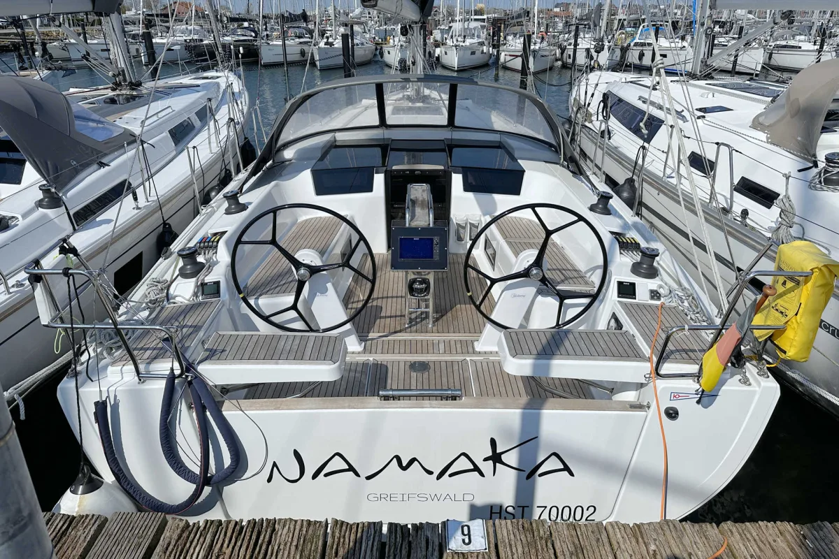 Hanse 418 "Namaka"