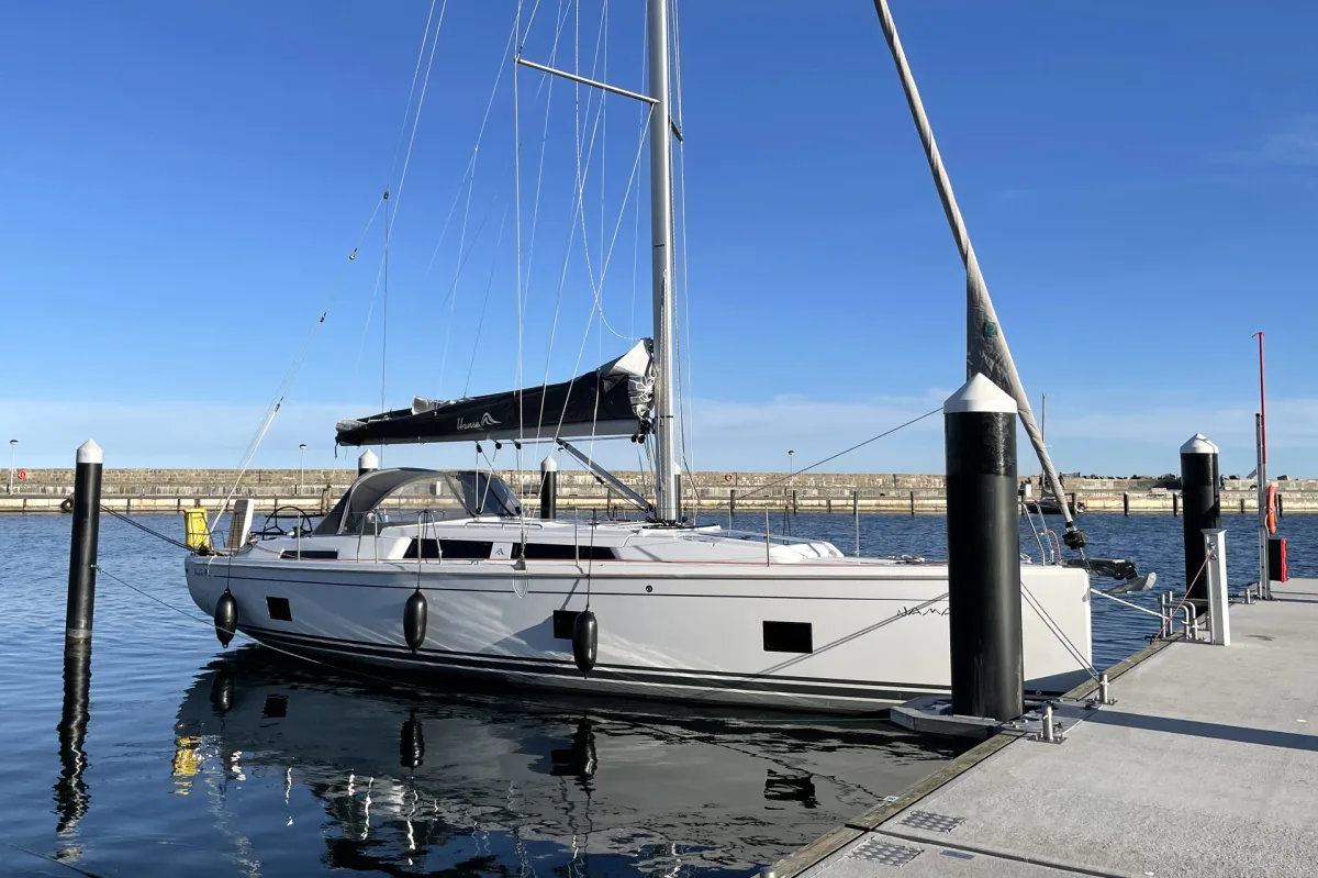 Hanse 418 "Namaka"