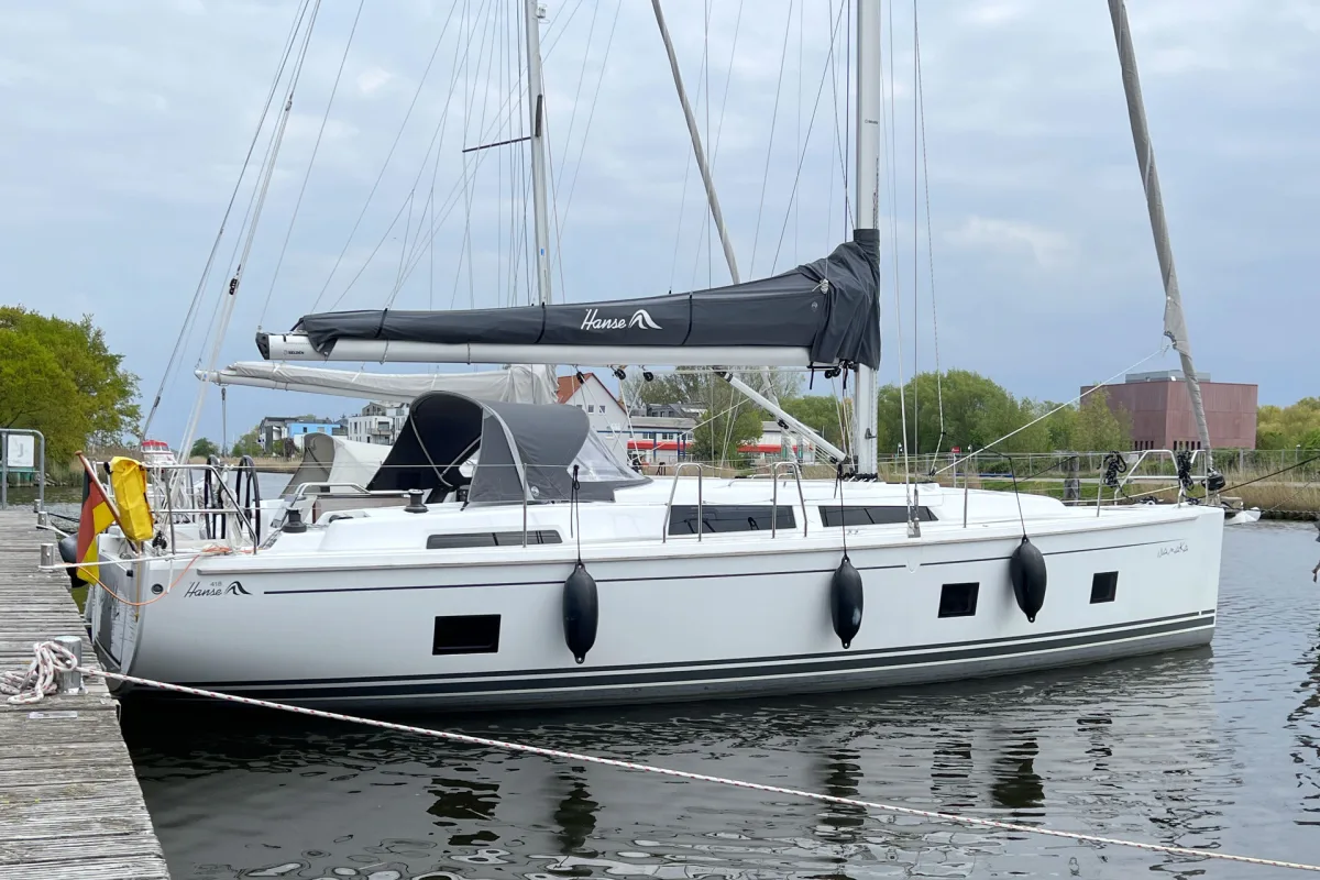 Hanse 418 "Namaka"
