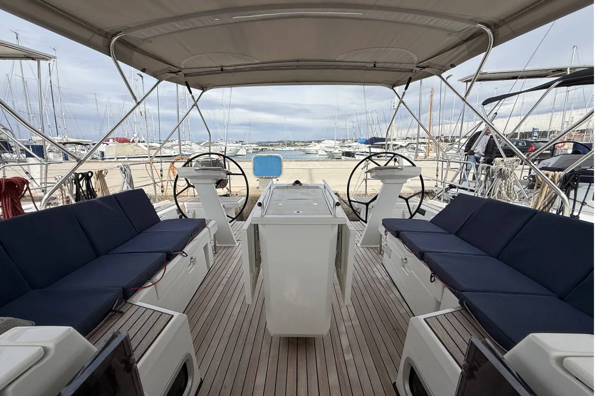 Oceanis 46.1 "Artemis"