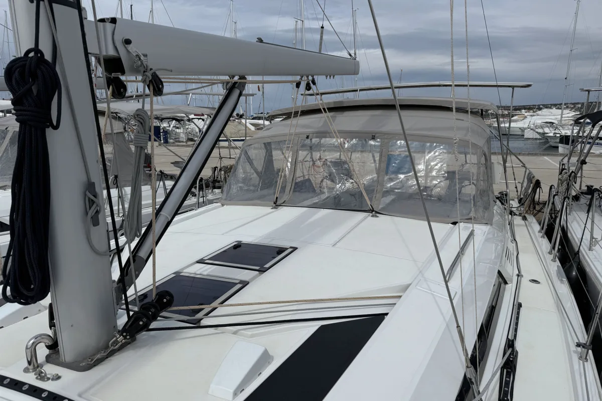 Oceanis 46.1 "Artemis"