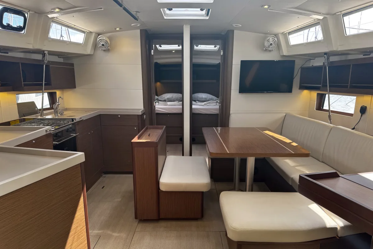 Oceanis 46.1 "Artemis"