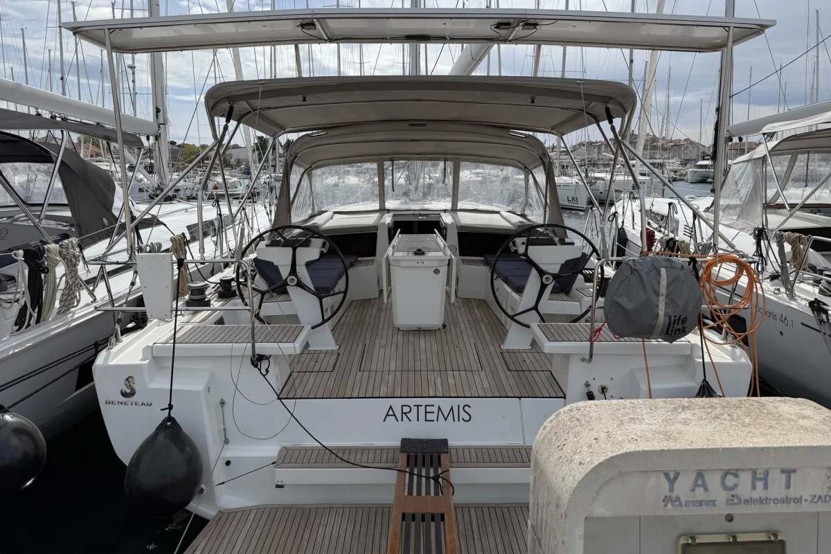 Oceanis 46.1 "Artemis"