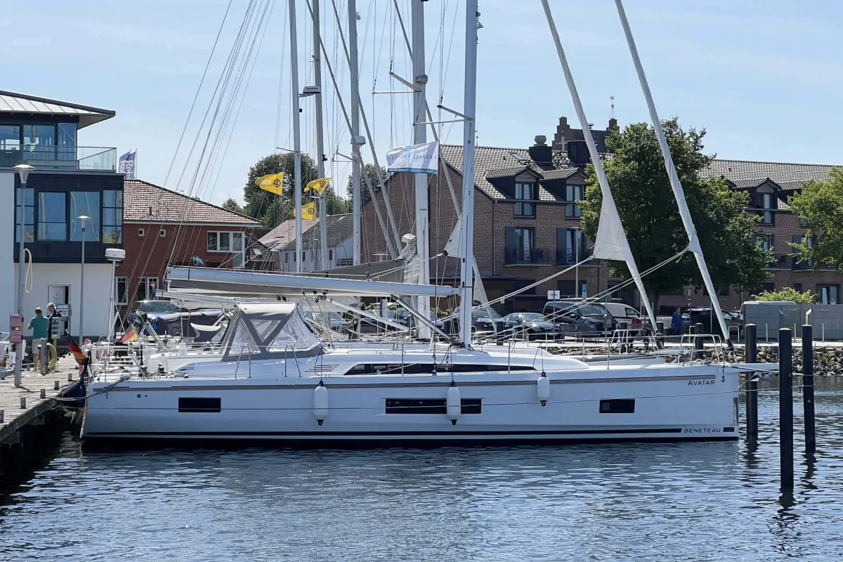 Oceanis 46.1 "Avatar"