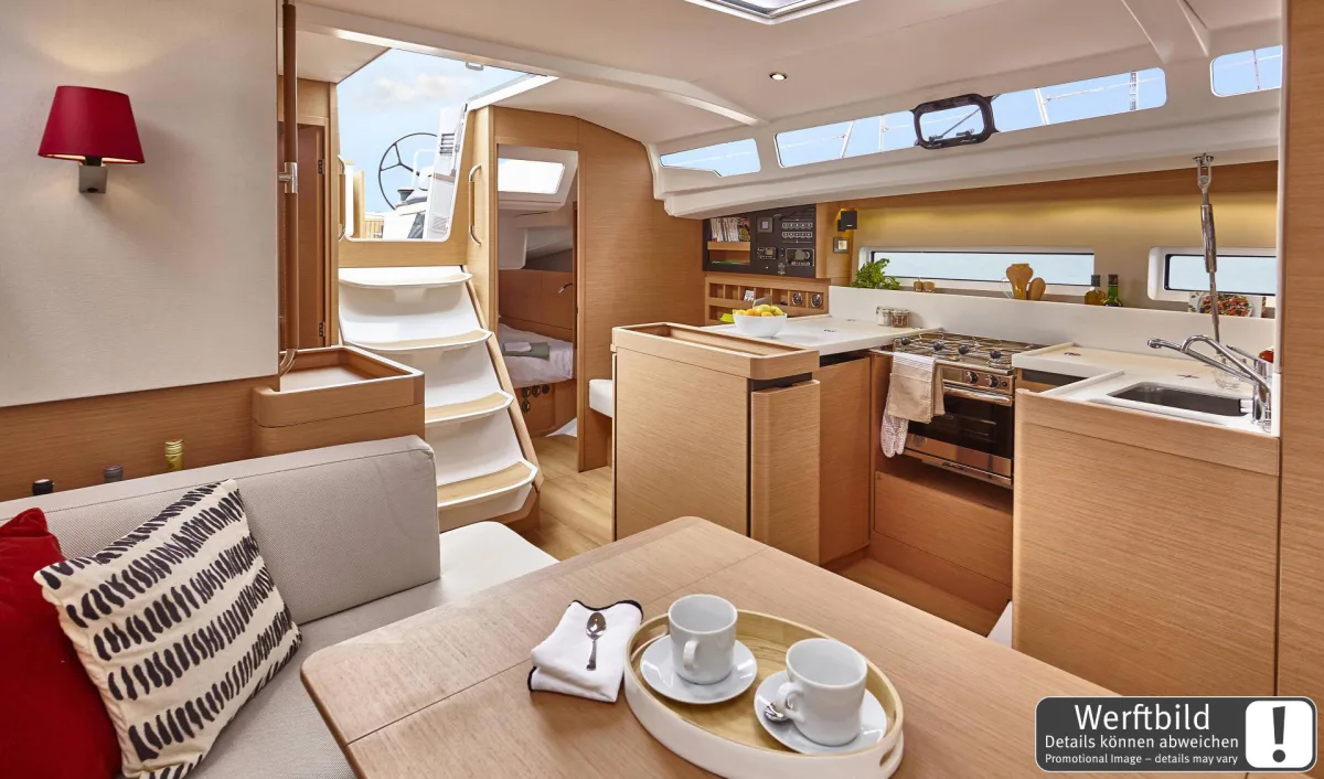 Sun Odyssey 440 "Kiwi"