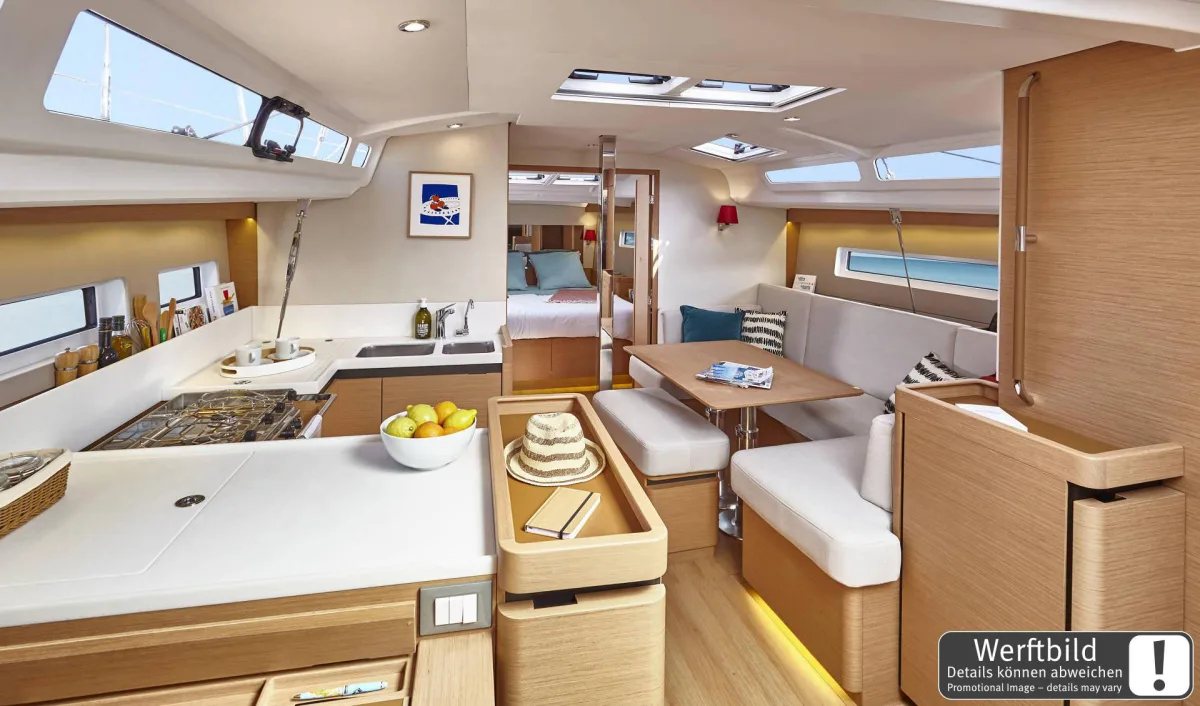 Sun Odyssey 440 "Kiwi"