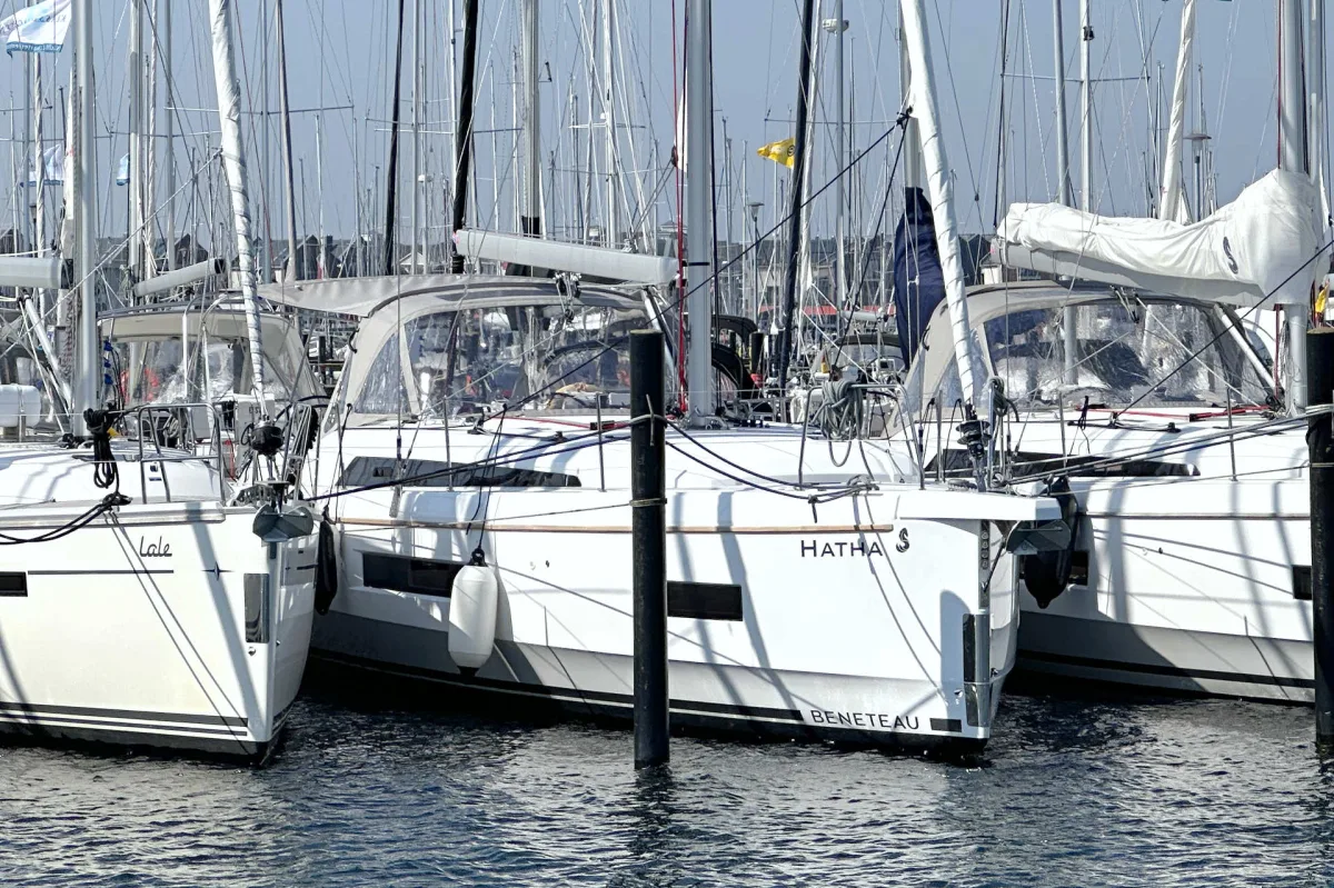 Oceanis 40.1 "Hatha"