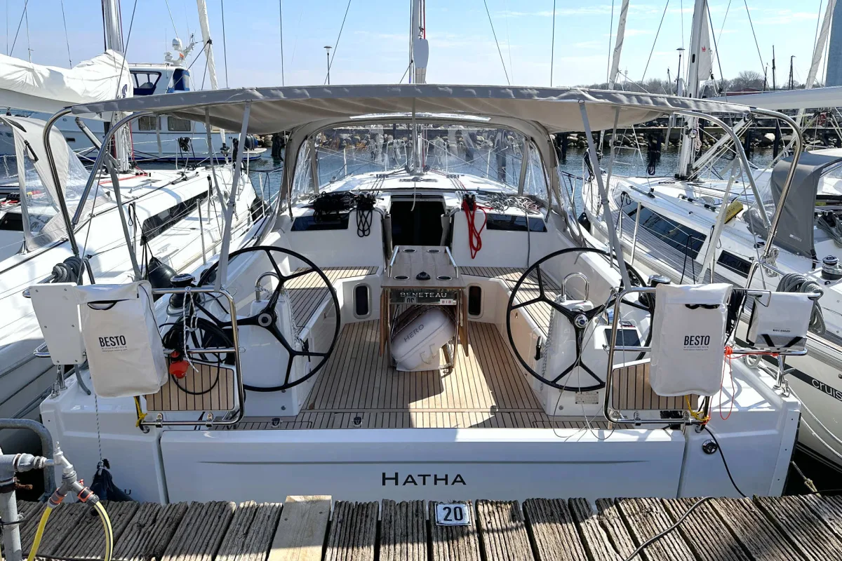 Oceanis 40.1 "Hatha"