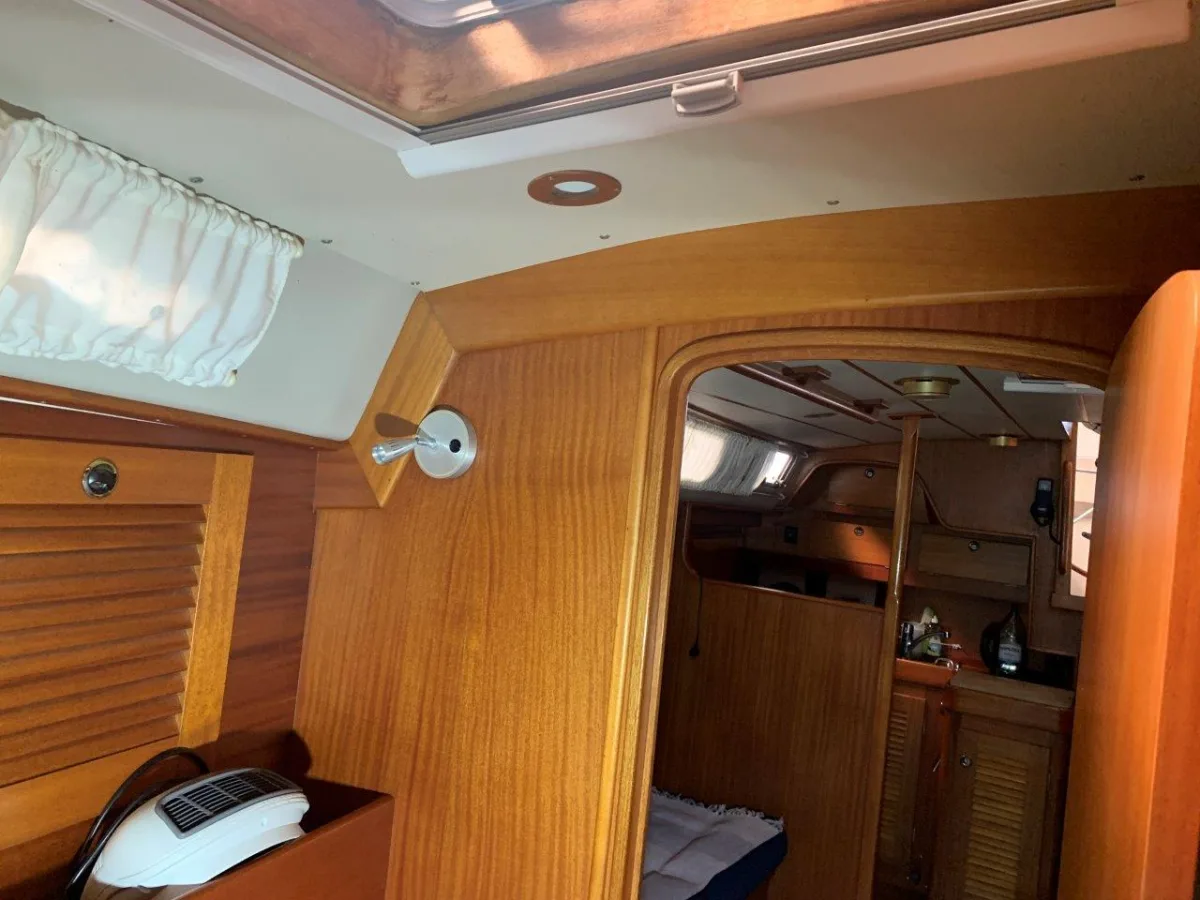 Hallberg-Rassy 45