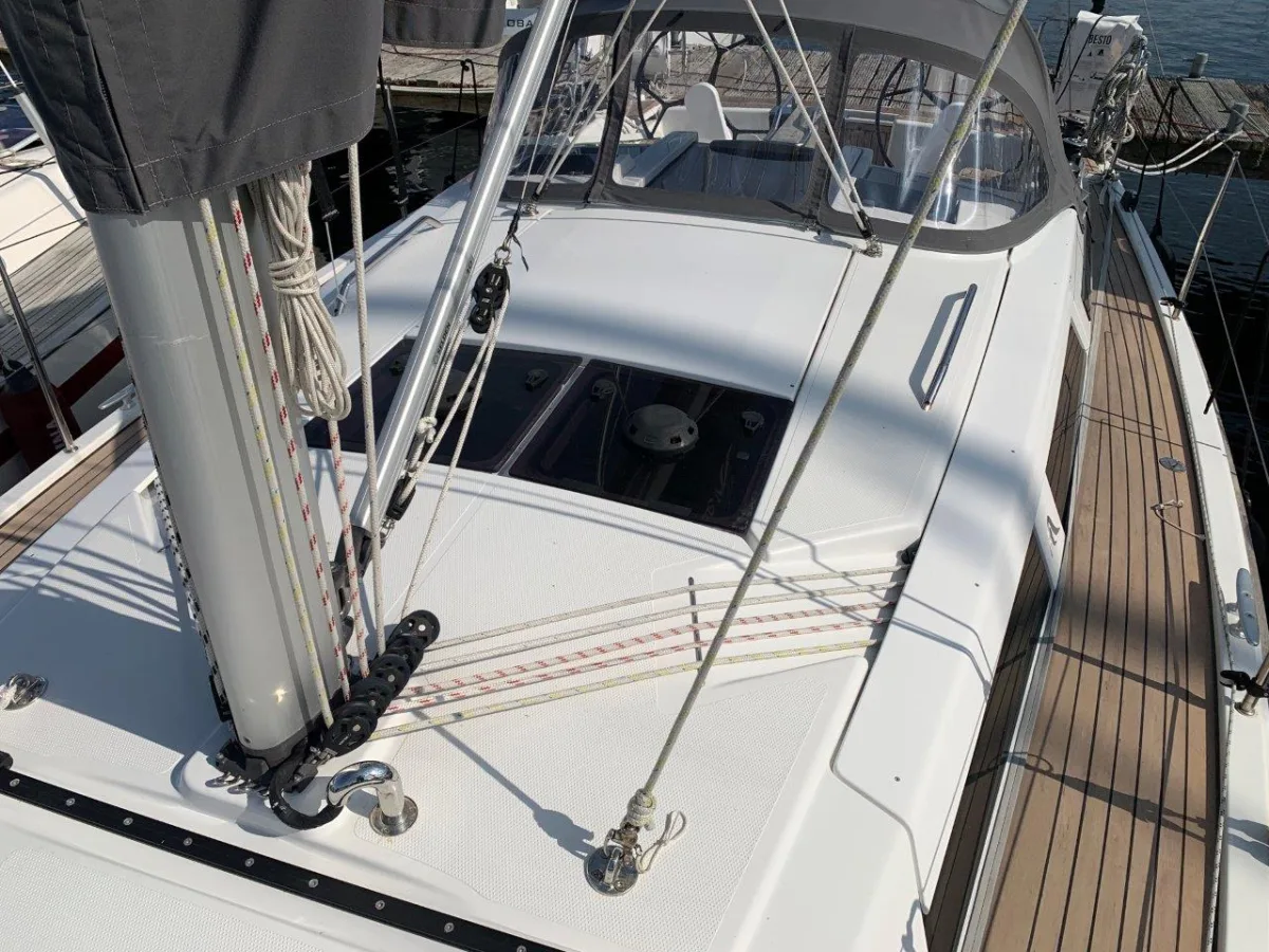 Hanse 348