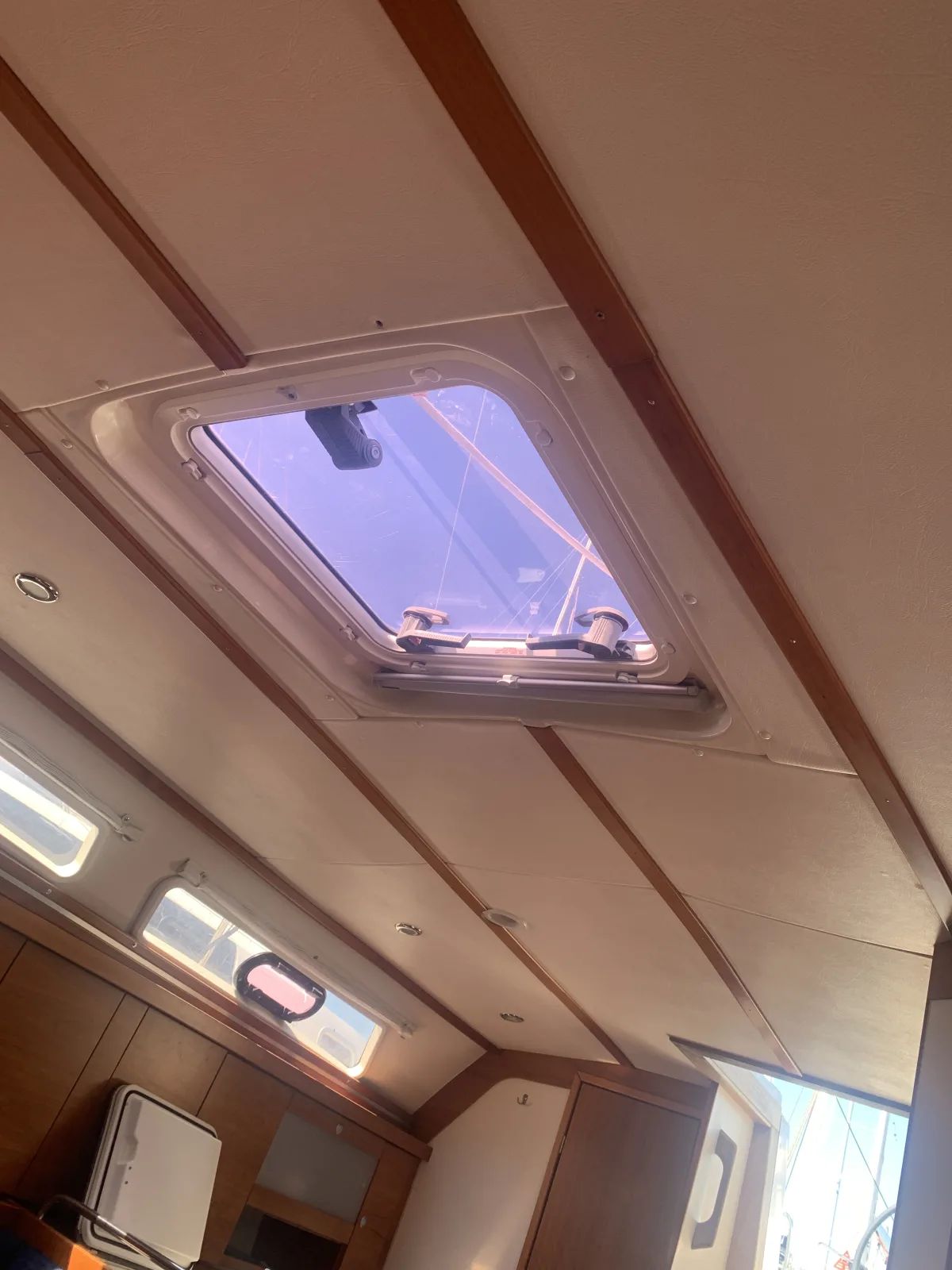 Hanse 370