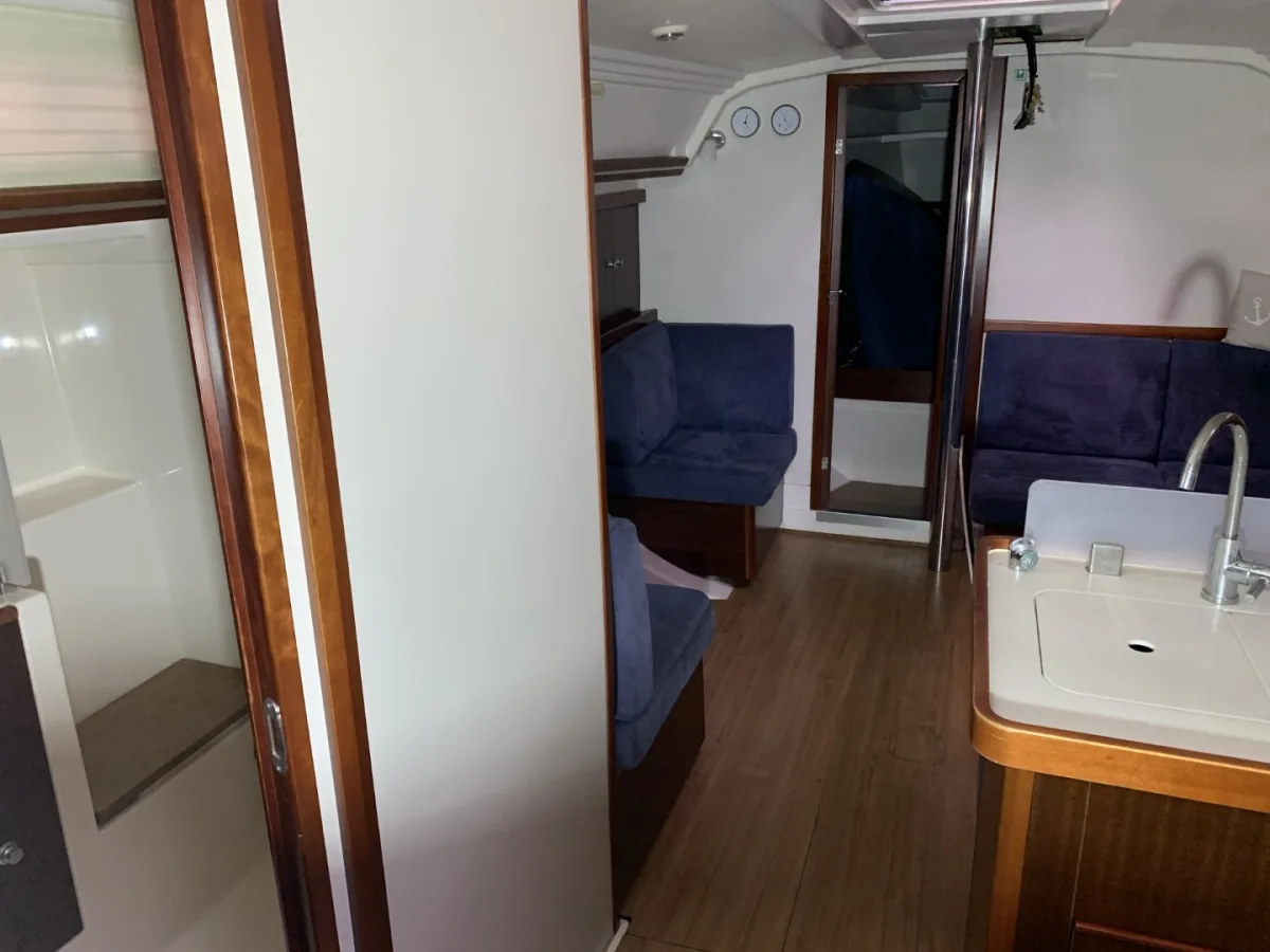 Hanse 375