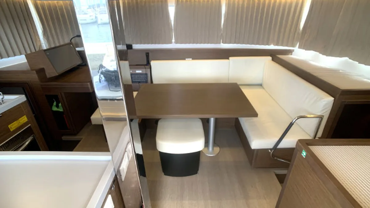 Lagoon 40