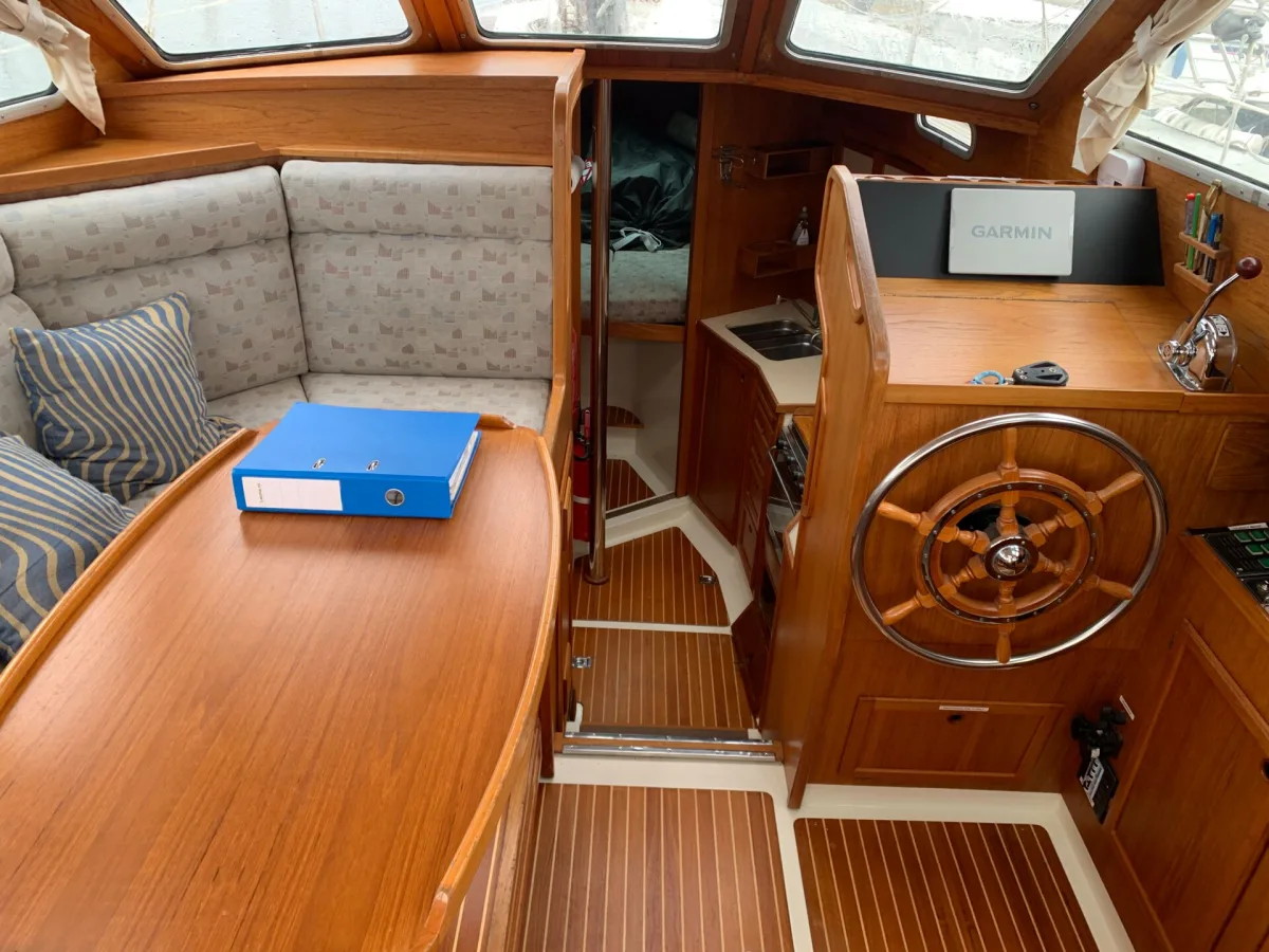 Nauticat 32