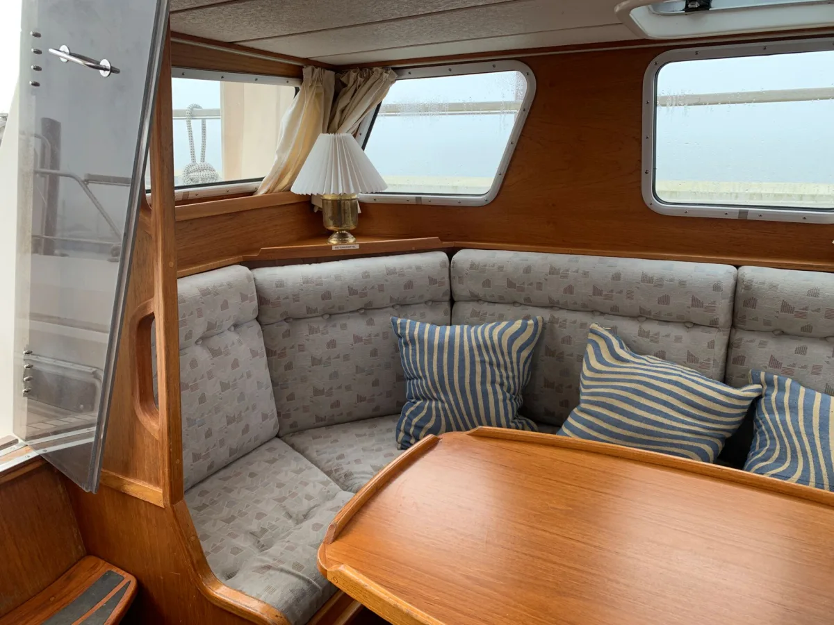 Nauticat 32