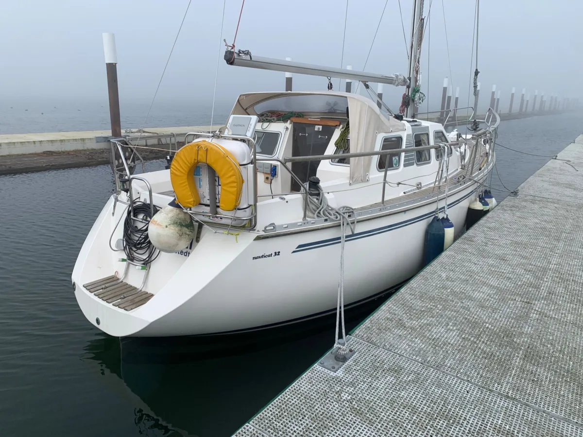 Nauticat 32