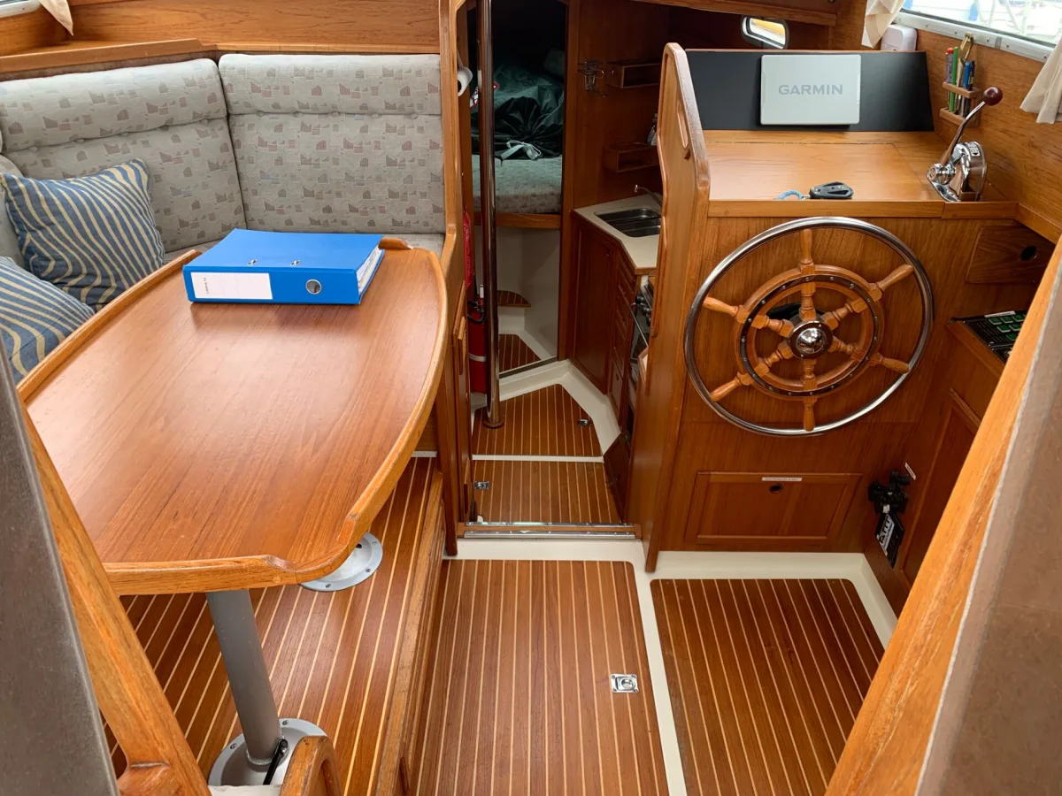 Nauticat 32