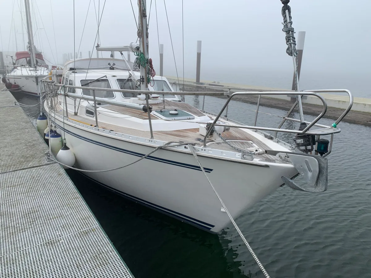 Nauticat 32
