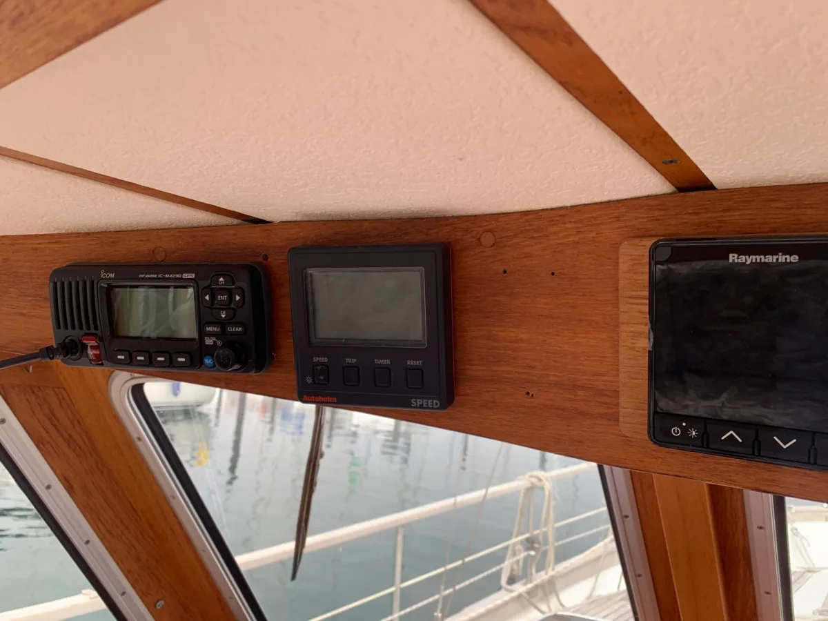 Nauticat 33