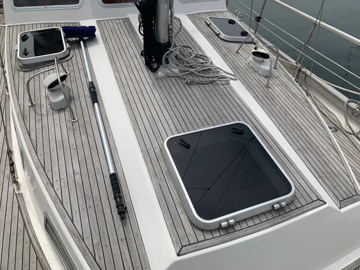 Nauticat 33
