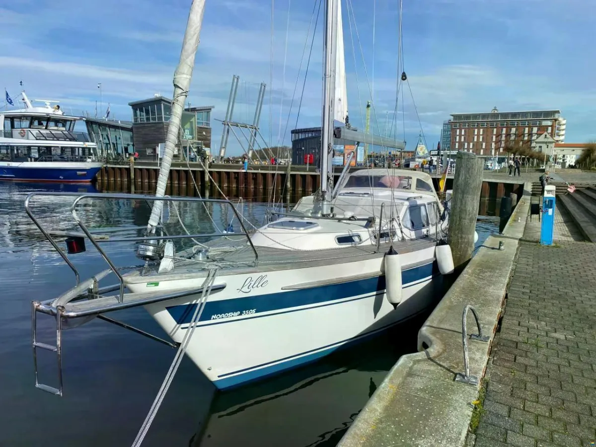 Nordship 35 Decksalon