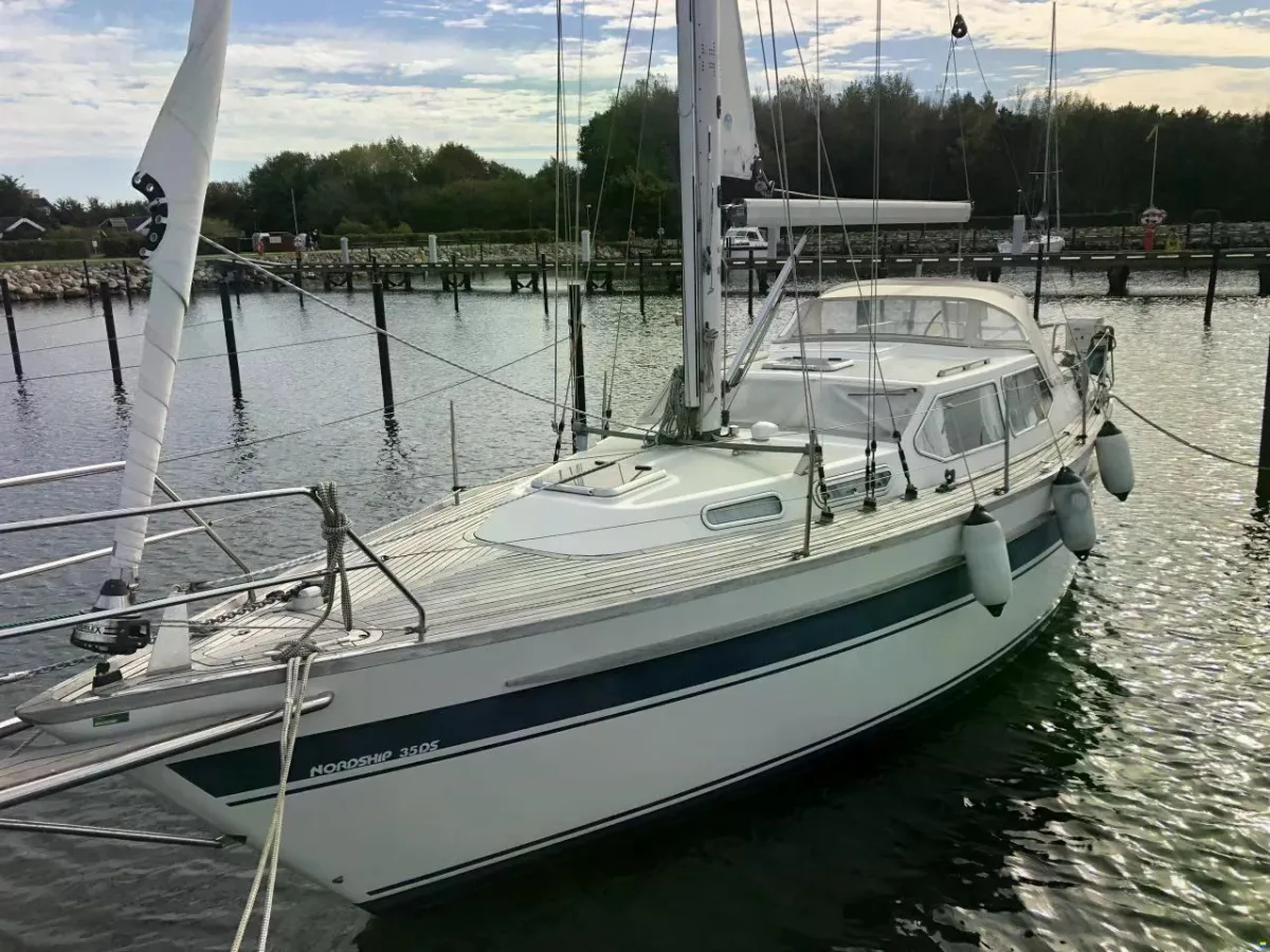 Nordship 35 Decksalon