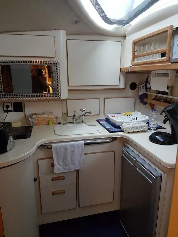 Sea Ray 370 DB