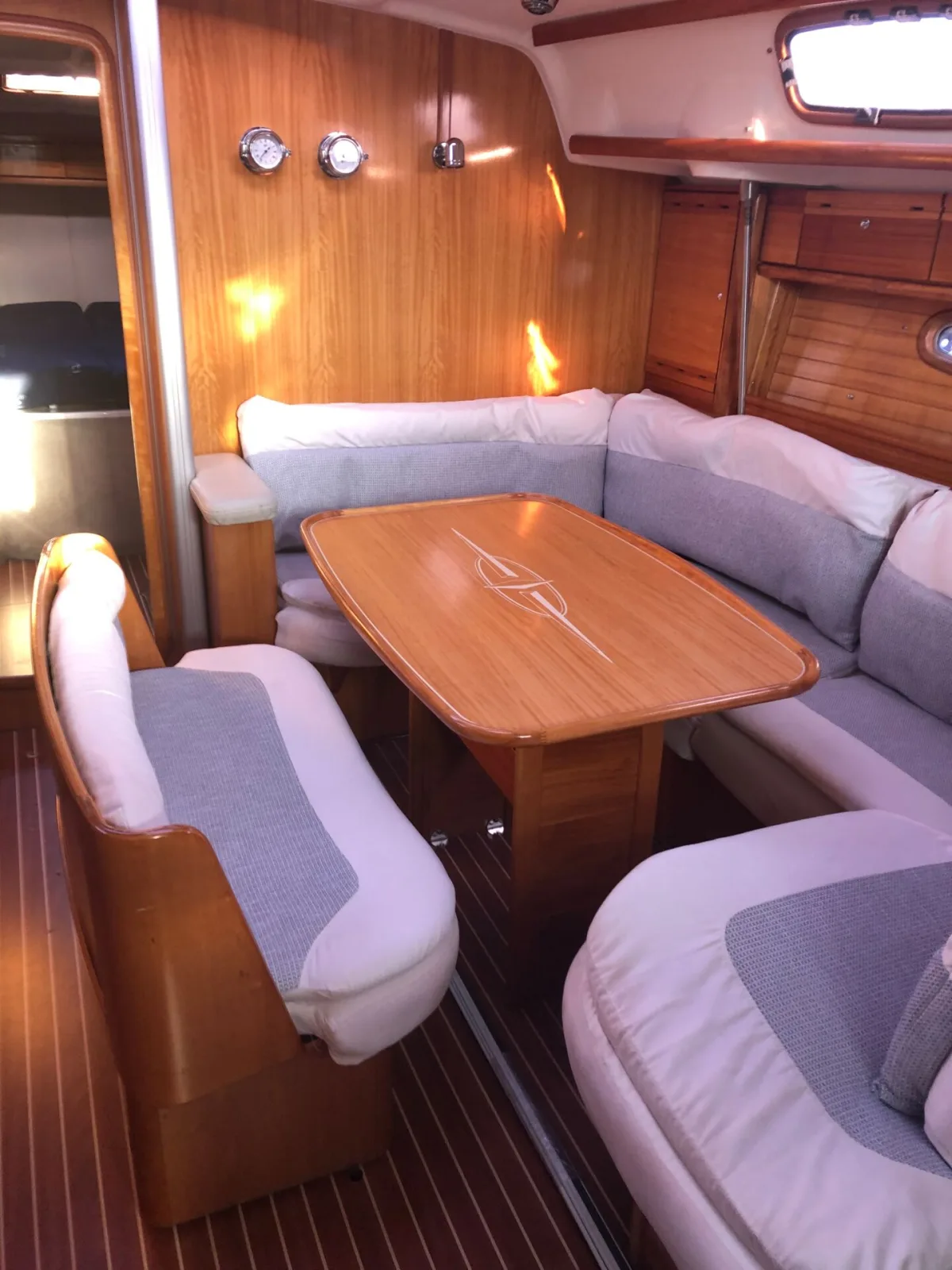 Bavaria 42 Cruiser