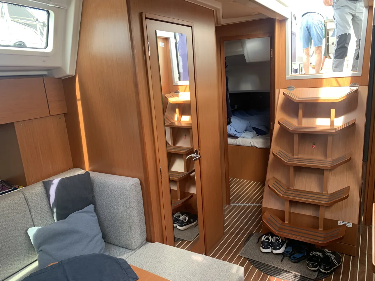 Bavaria C 38