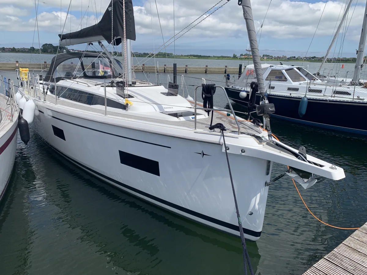 Bavaria C 38