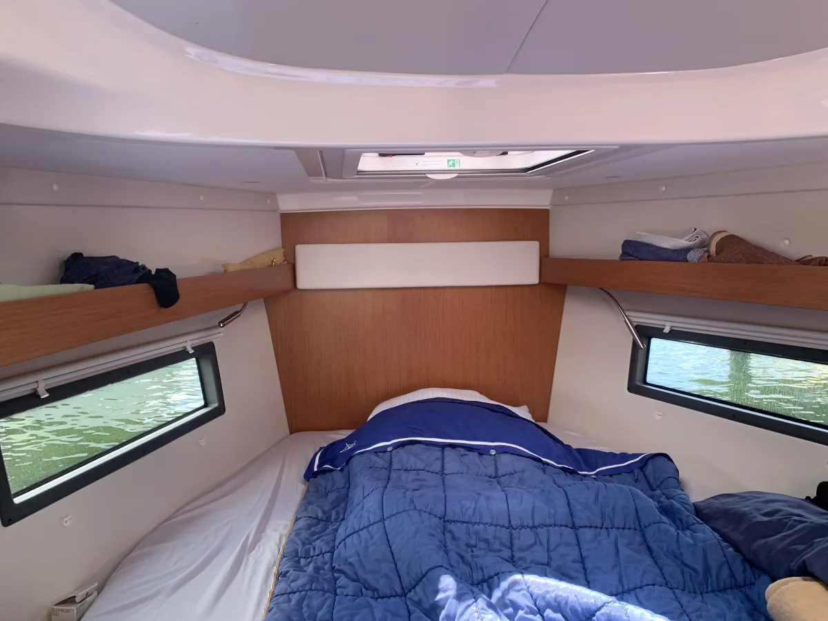 Bavaria C 38