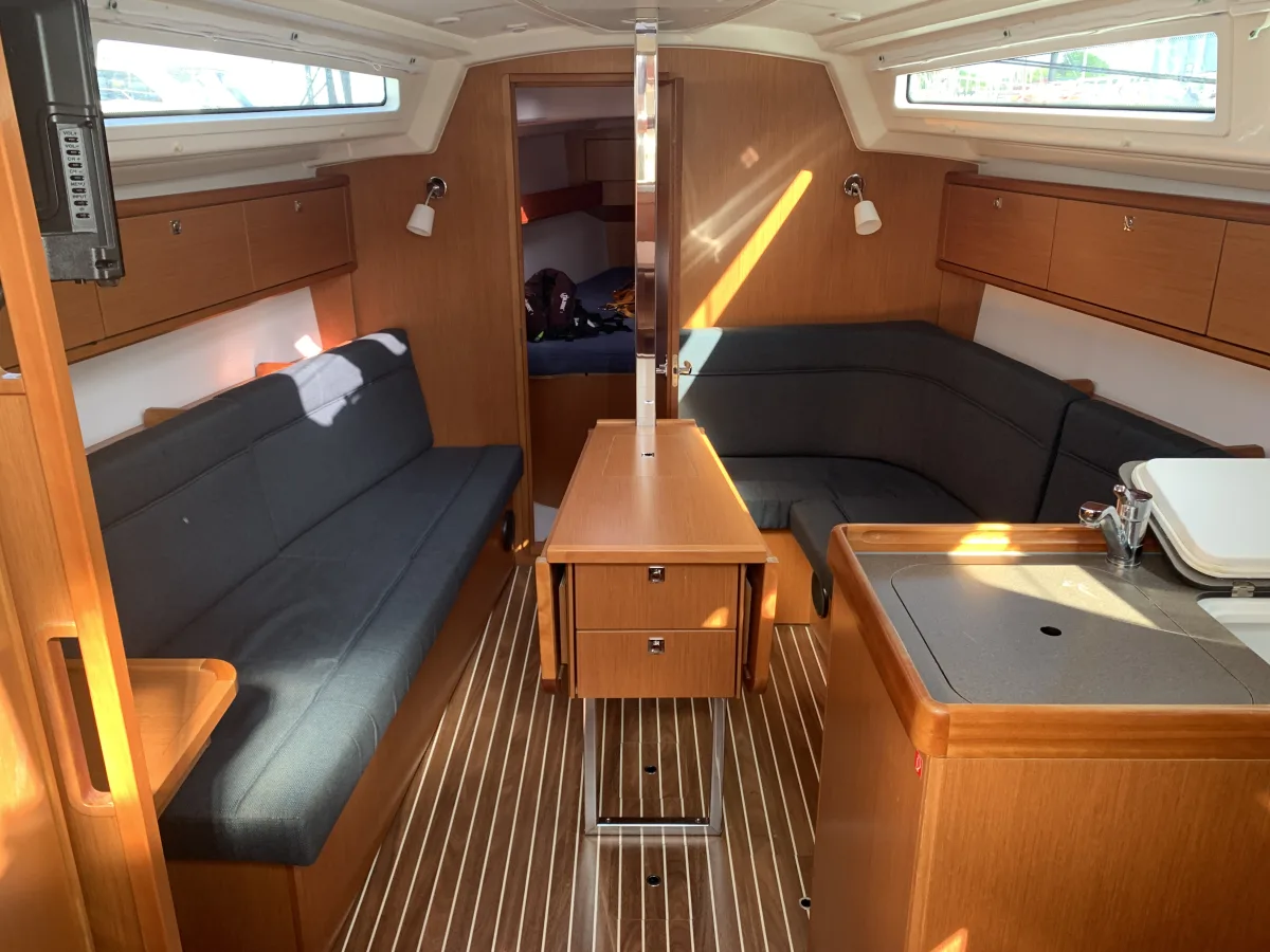Bavaria Cruiser 34
