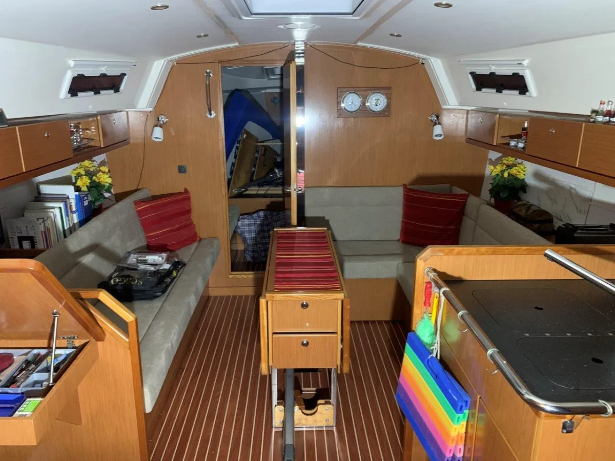 Bavaria Cruiser 36
