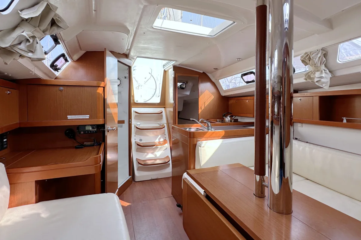 Beneteau Oceanis 34