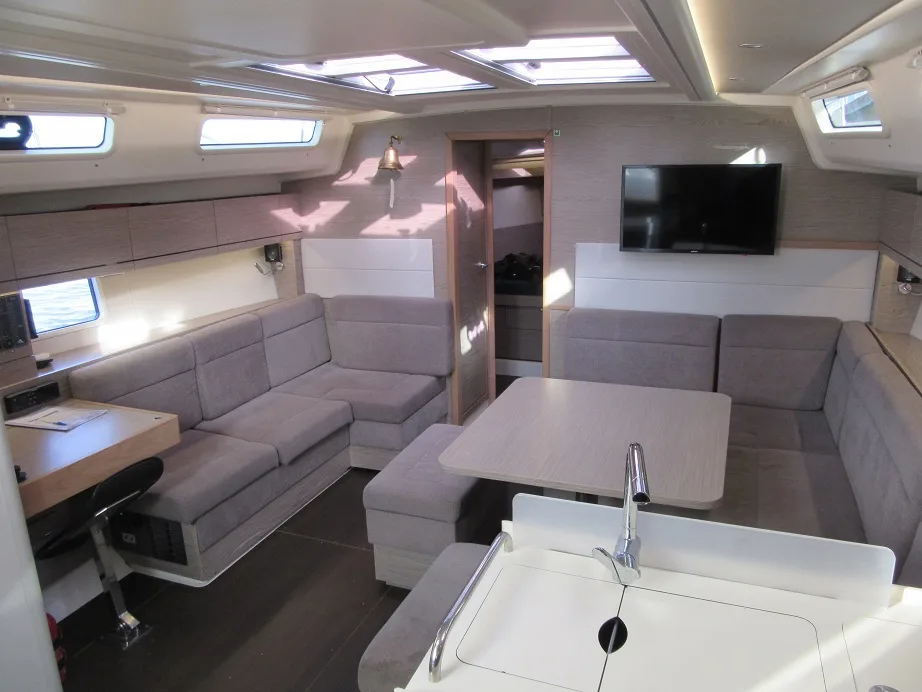 Hanse 458
