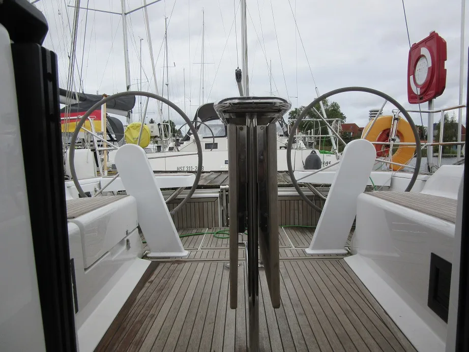 Hanse 388