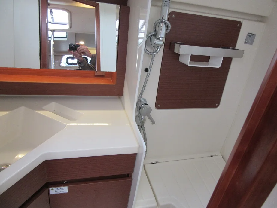Hanse 388