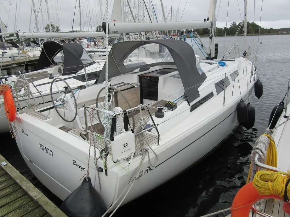 Hanse 348