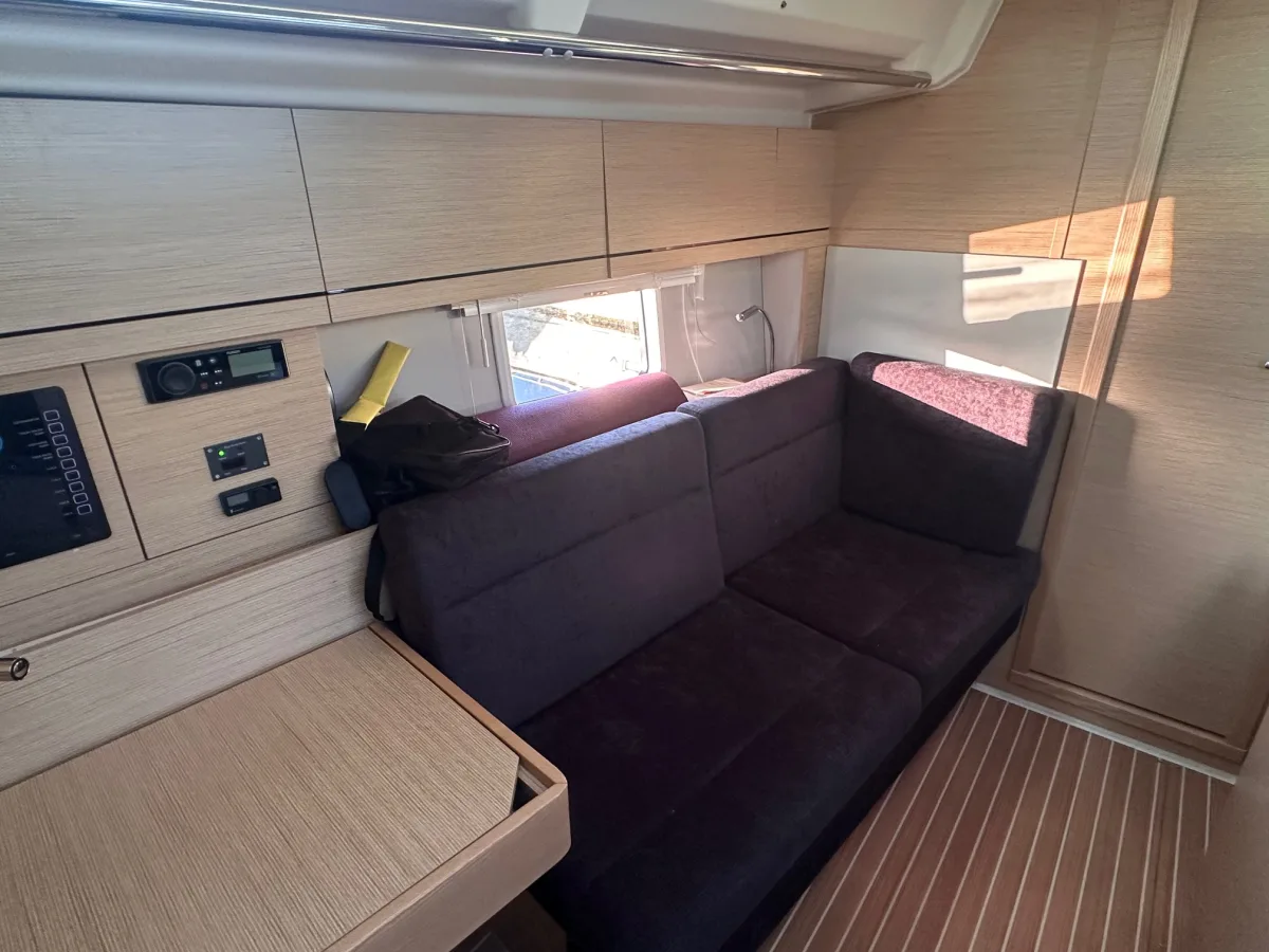 Hanse 388